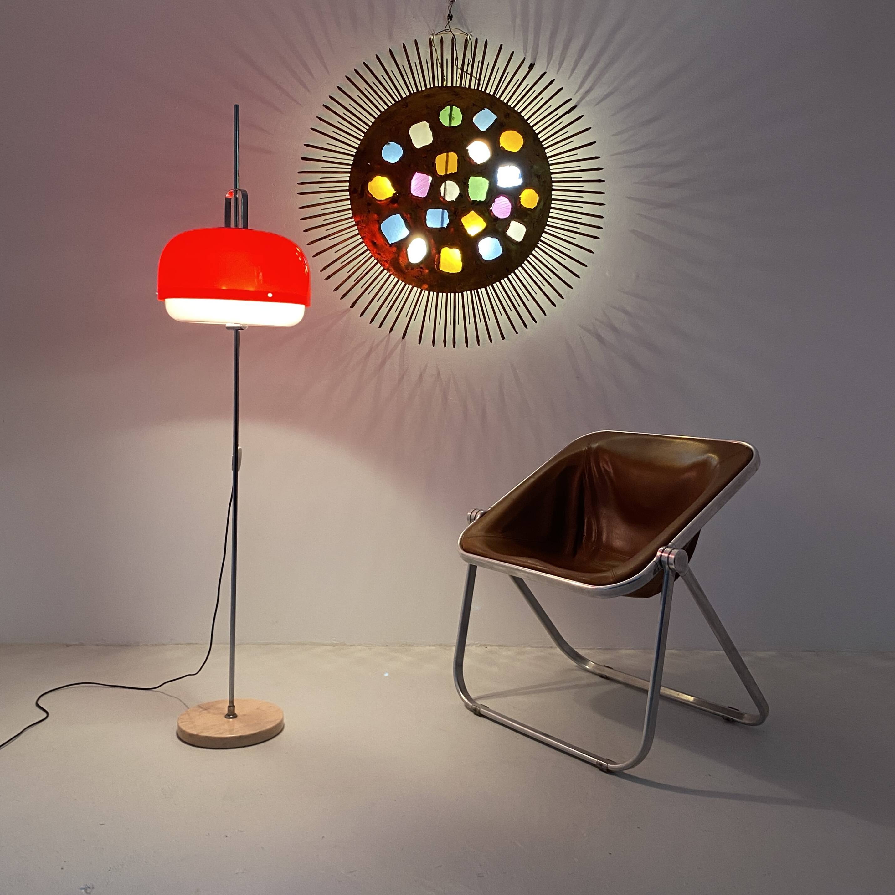 “Medusa” floor lamp by Luigi Massoni for Guzzini. Italy 1970