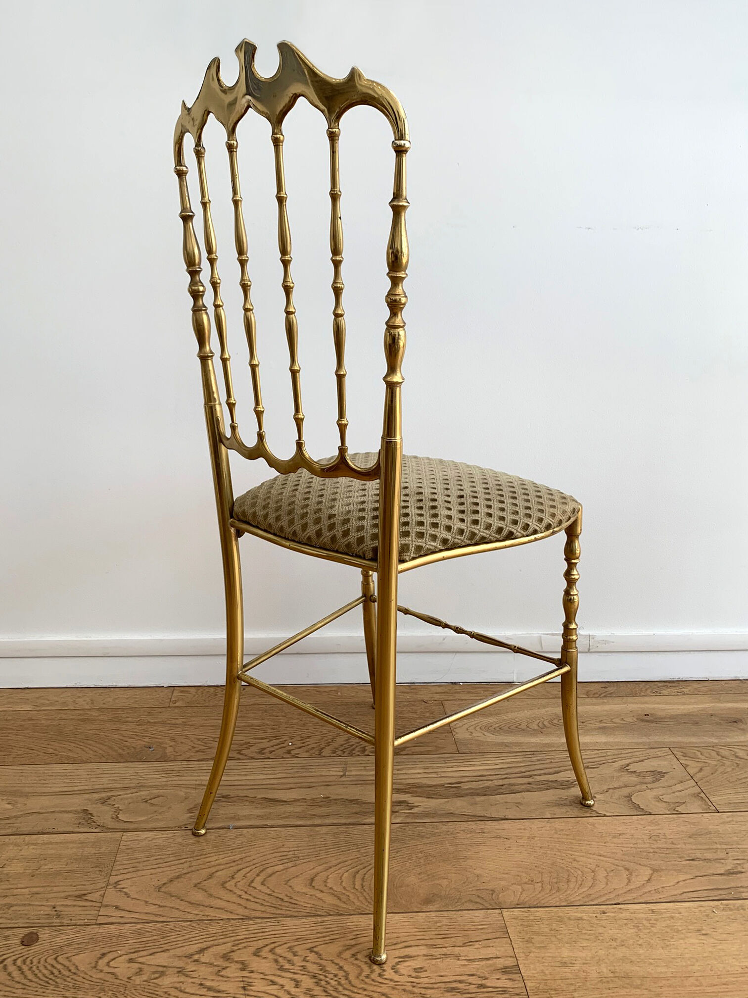 5 chairs by Chiavari Italy