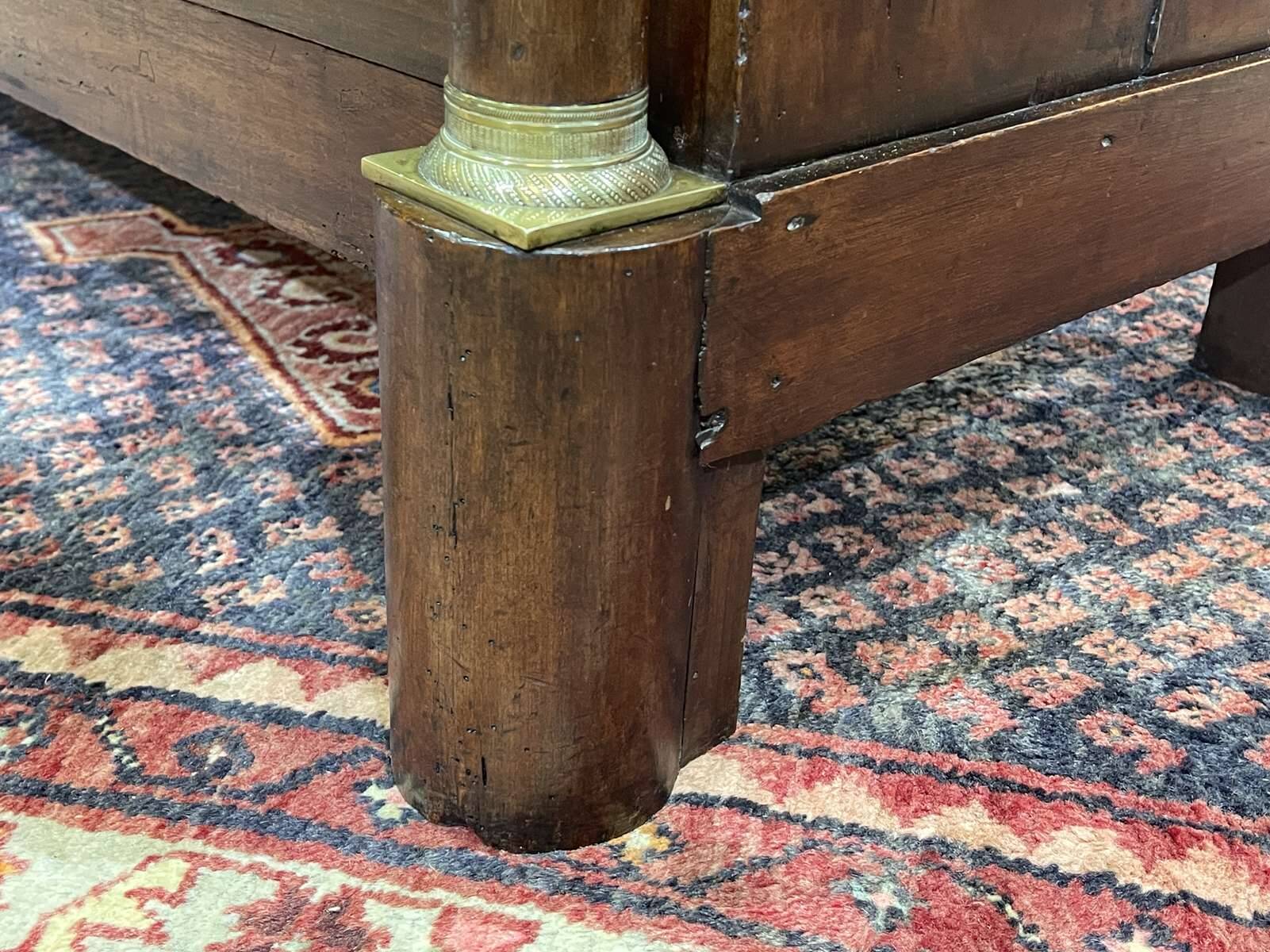 19th century Empire chest of drawers in cherry wood and black marble