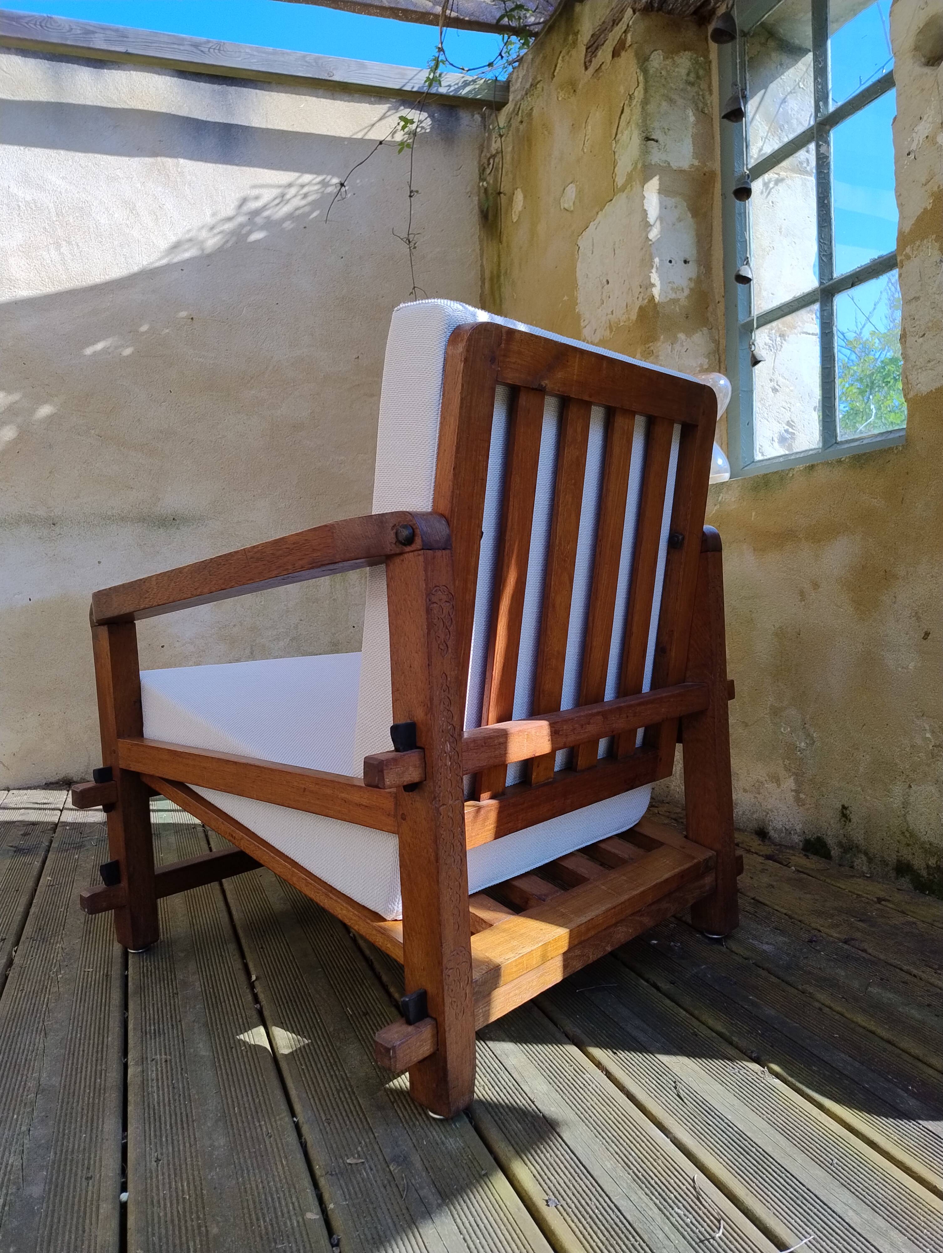 Large armchair from the 1930s