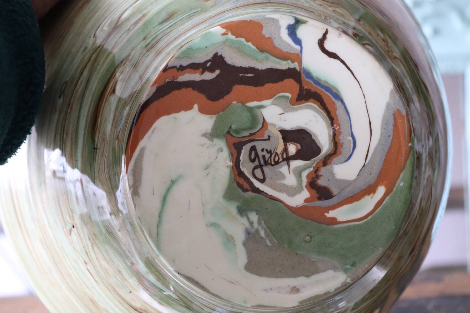 Mixed clay salad bowl signed Girod