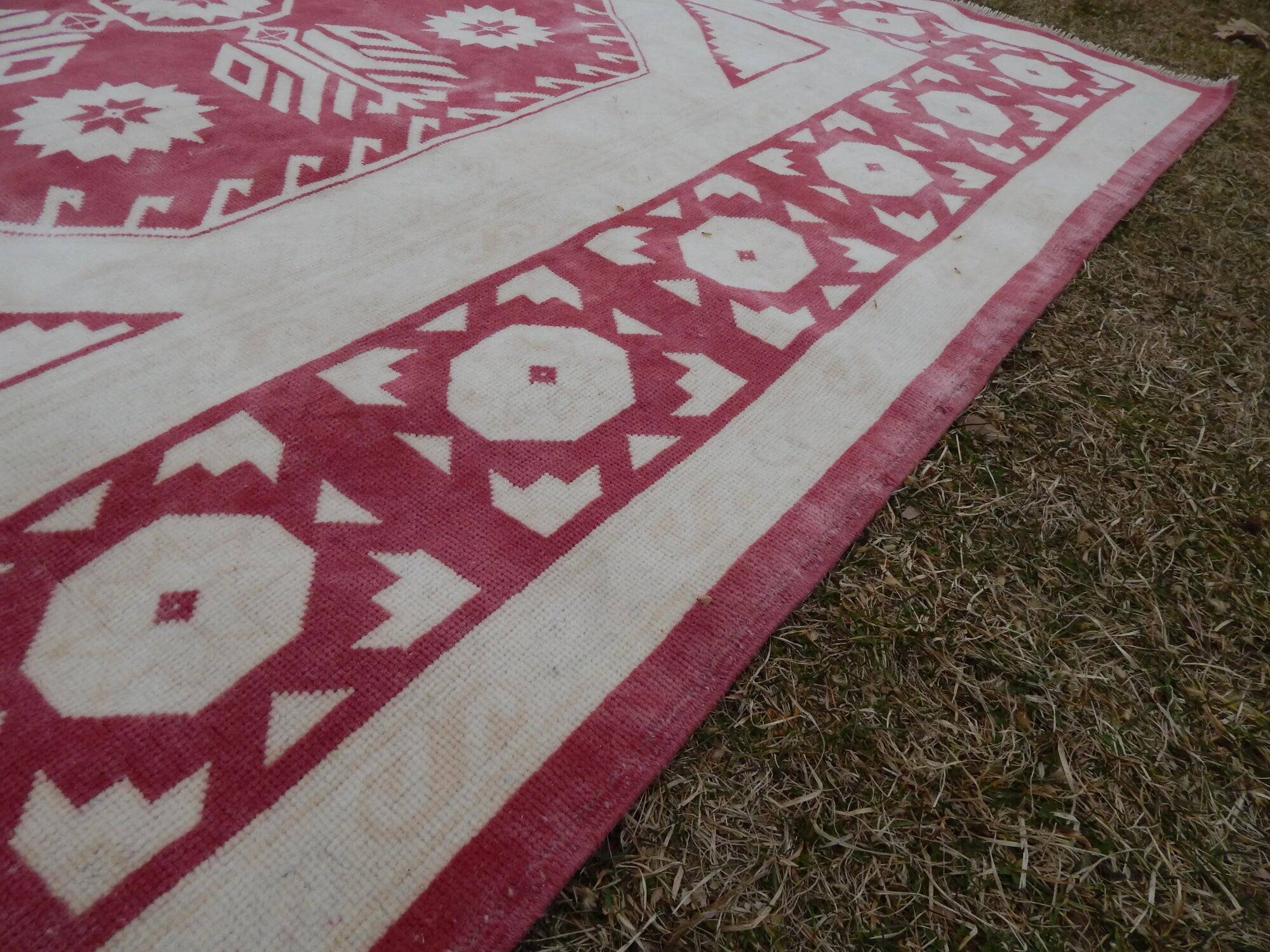 Vintage Turkish carpet handmade 189x316 cm