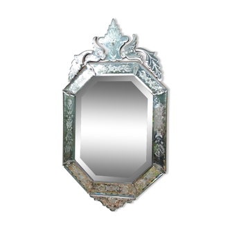 Octagonal beveled Venetian mirror 56x101cm