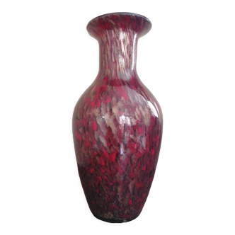 Vase en opaline or et rouge