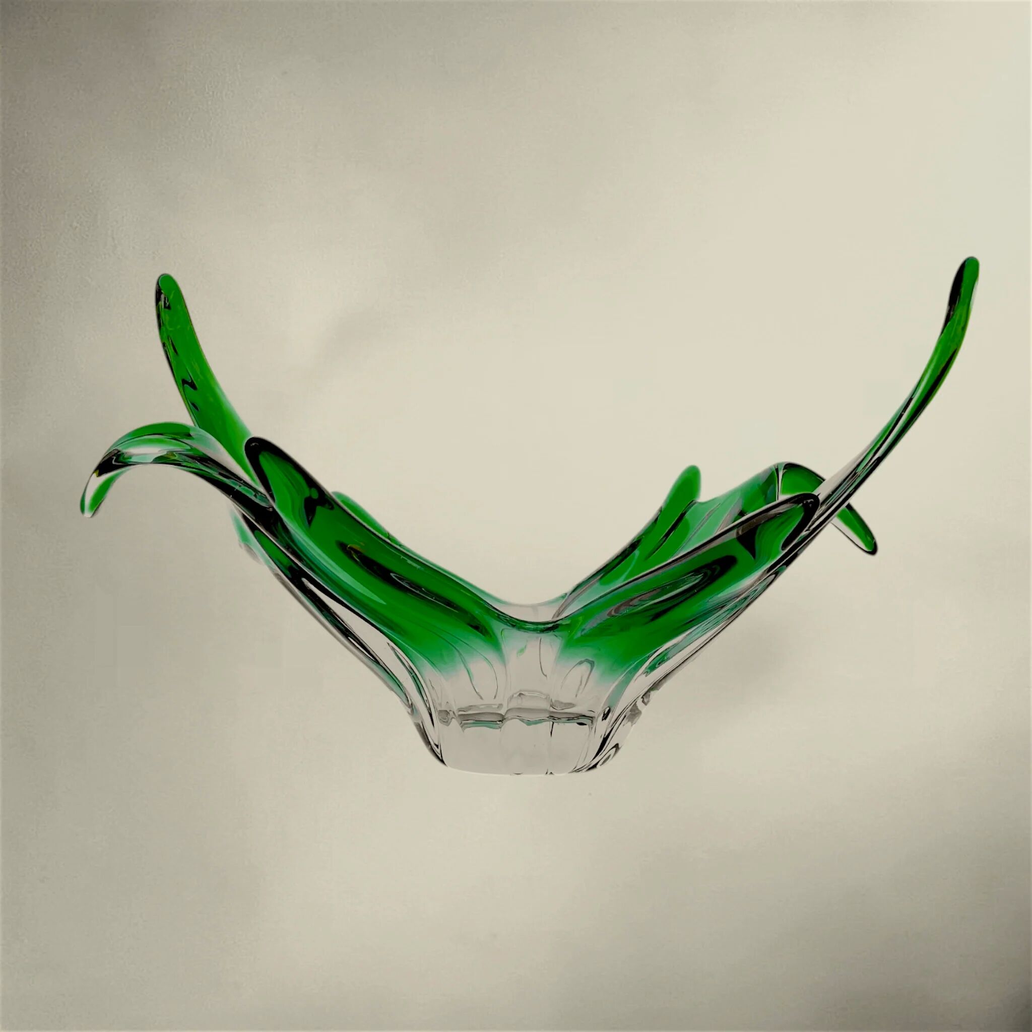 Large green blown glass bowl – art glass centrepiece – 1960s/70s