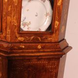 Vitrine hollandaise en marqueterie circa 1800