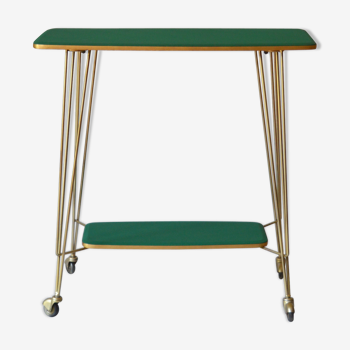 Serving table on wheels