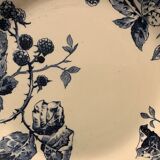 Series of 6 old flat plates in blue earthenware from Gien Iron Earth mature model