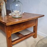 Vintage firm-minded coffee table