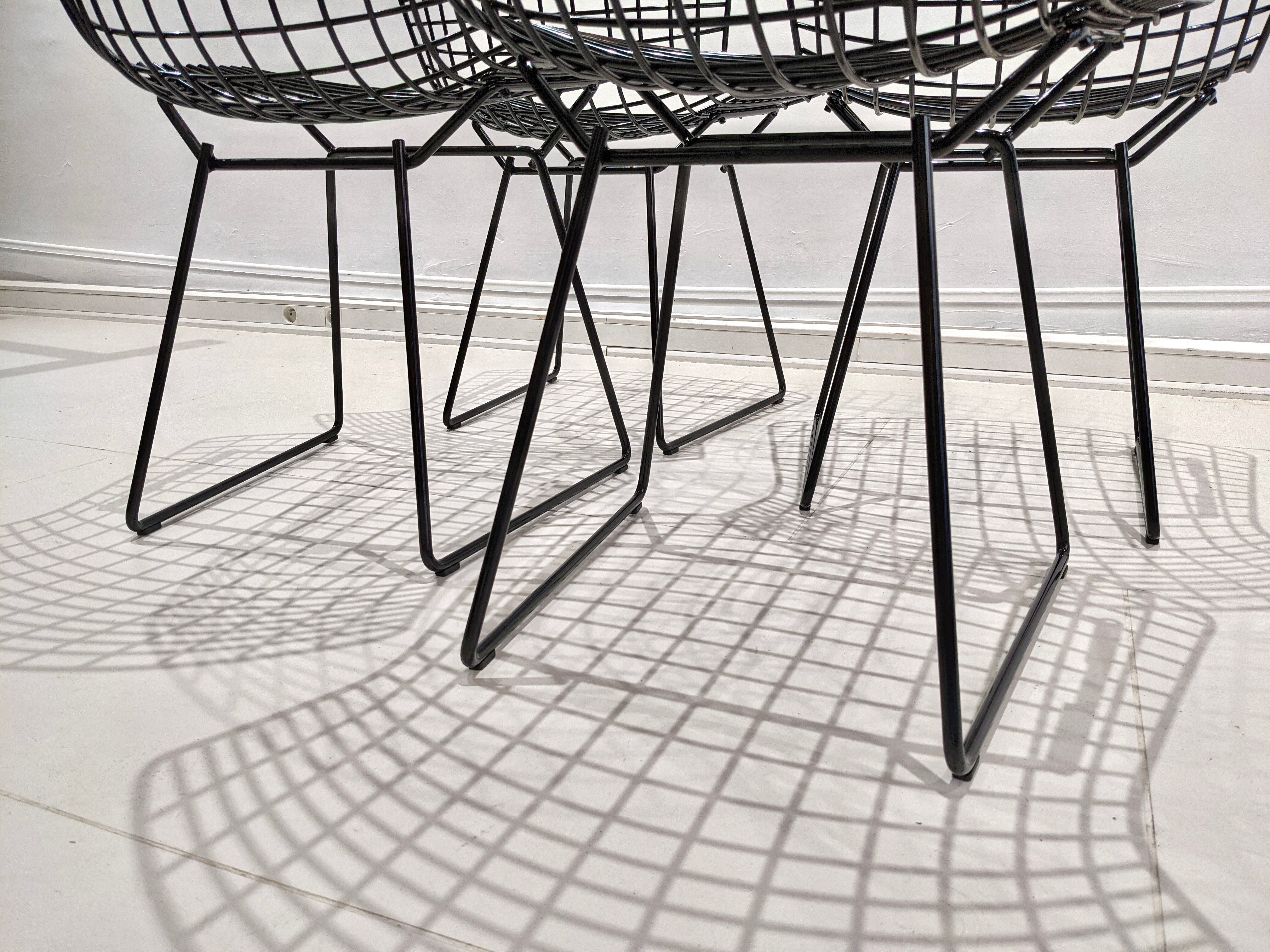 Lot of 4 chairs by Harry Bertoia 80/90