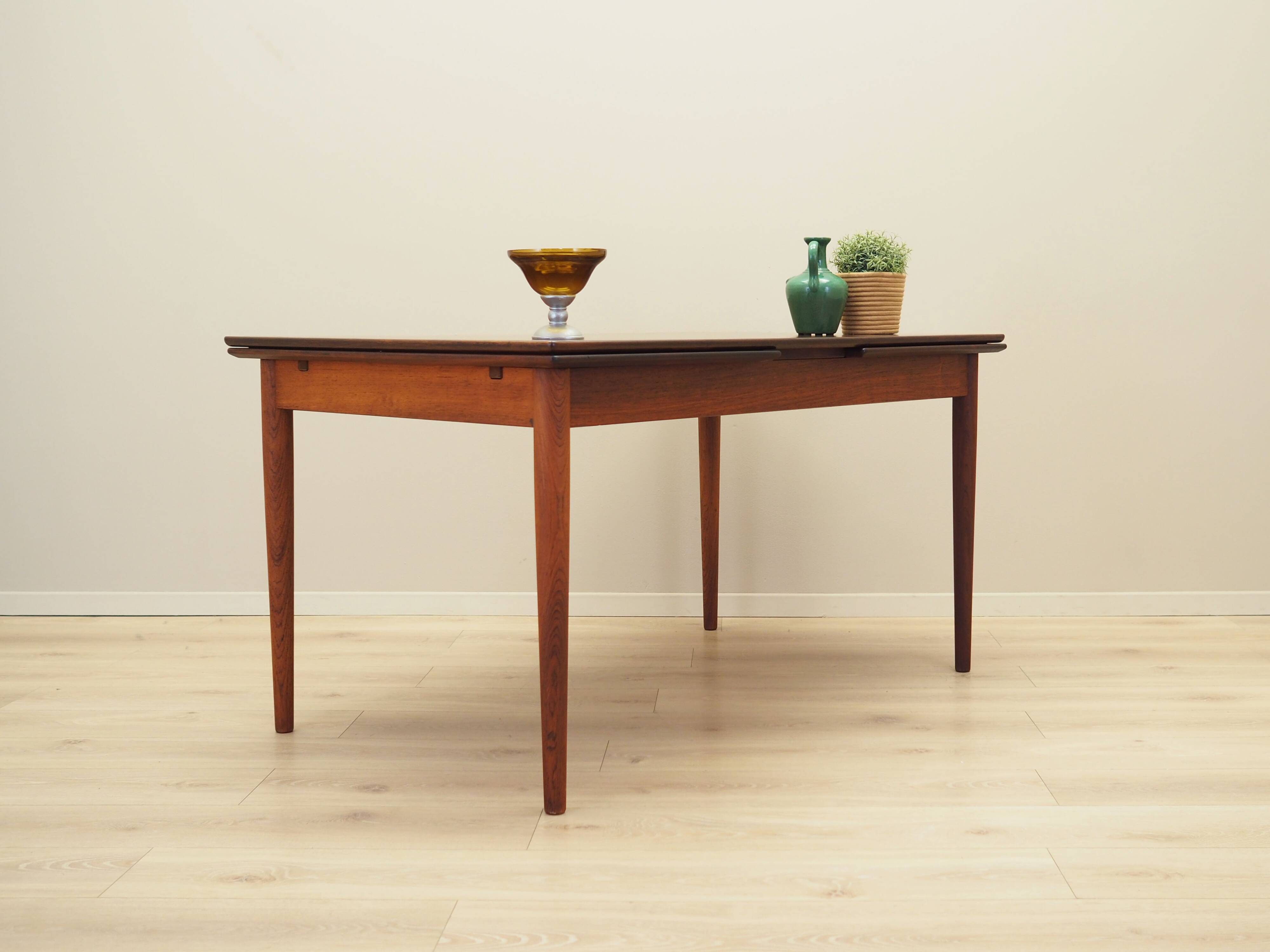 Rosewood table, Danish design, 1970s, production: Denmark