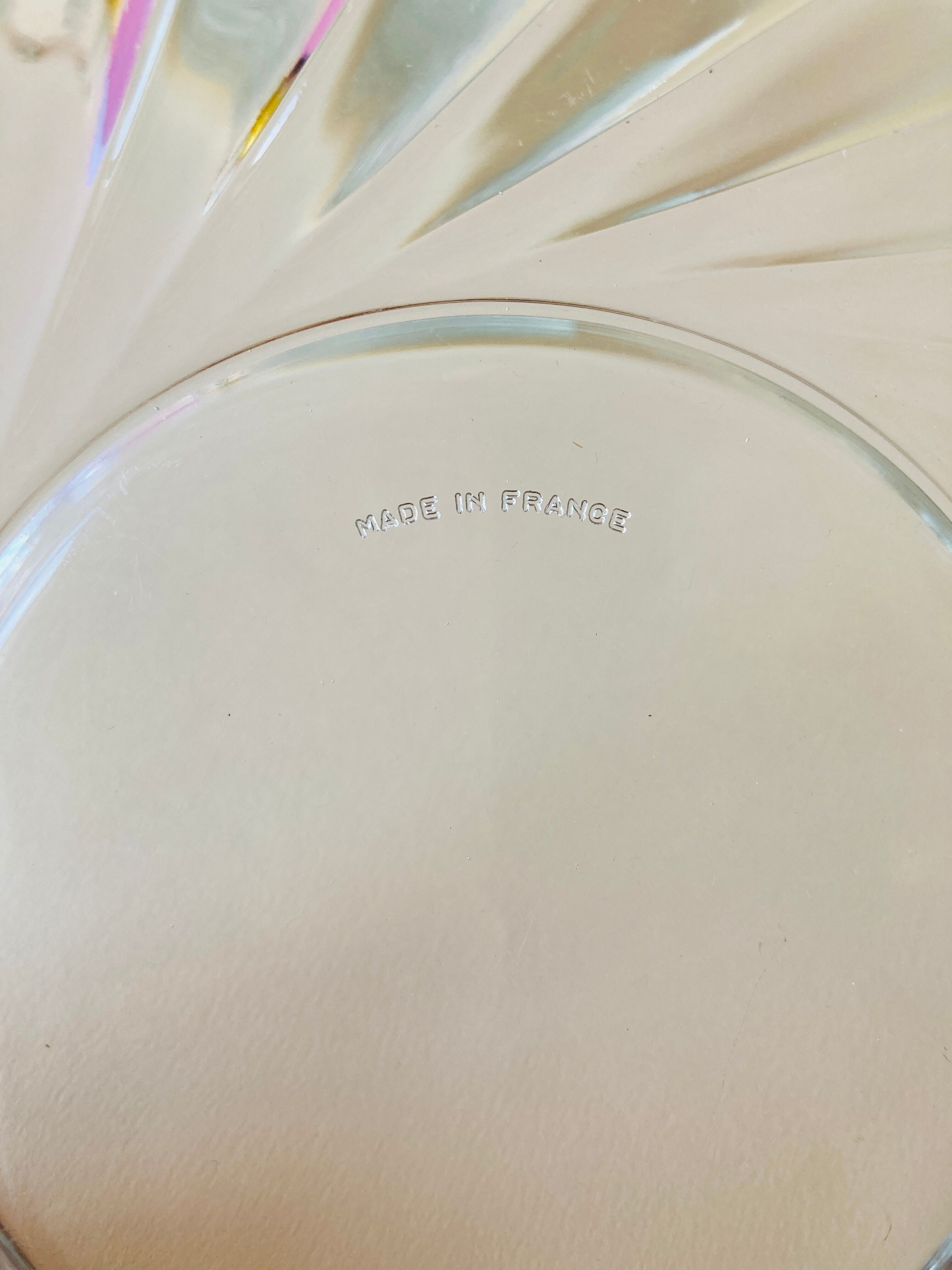 10 small plates in Duralex glass in the shape of flowers - retro-cuisine-vintage