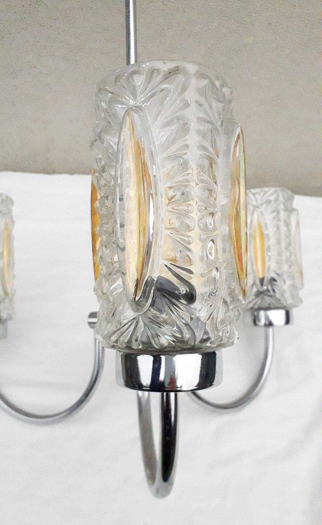 Metal and glass suspension