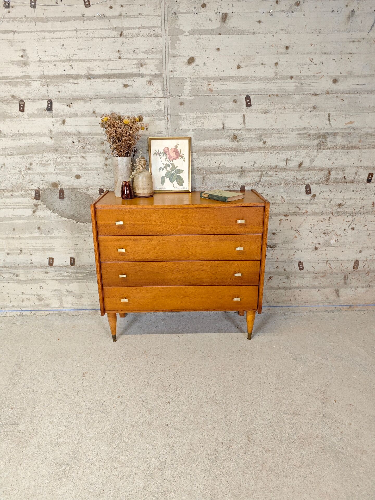 Commode vintage