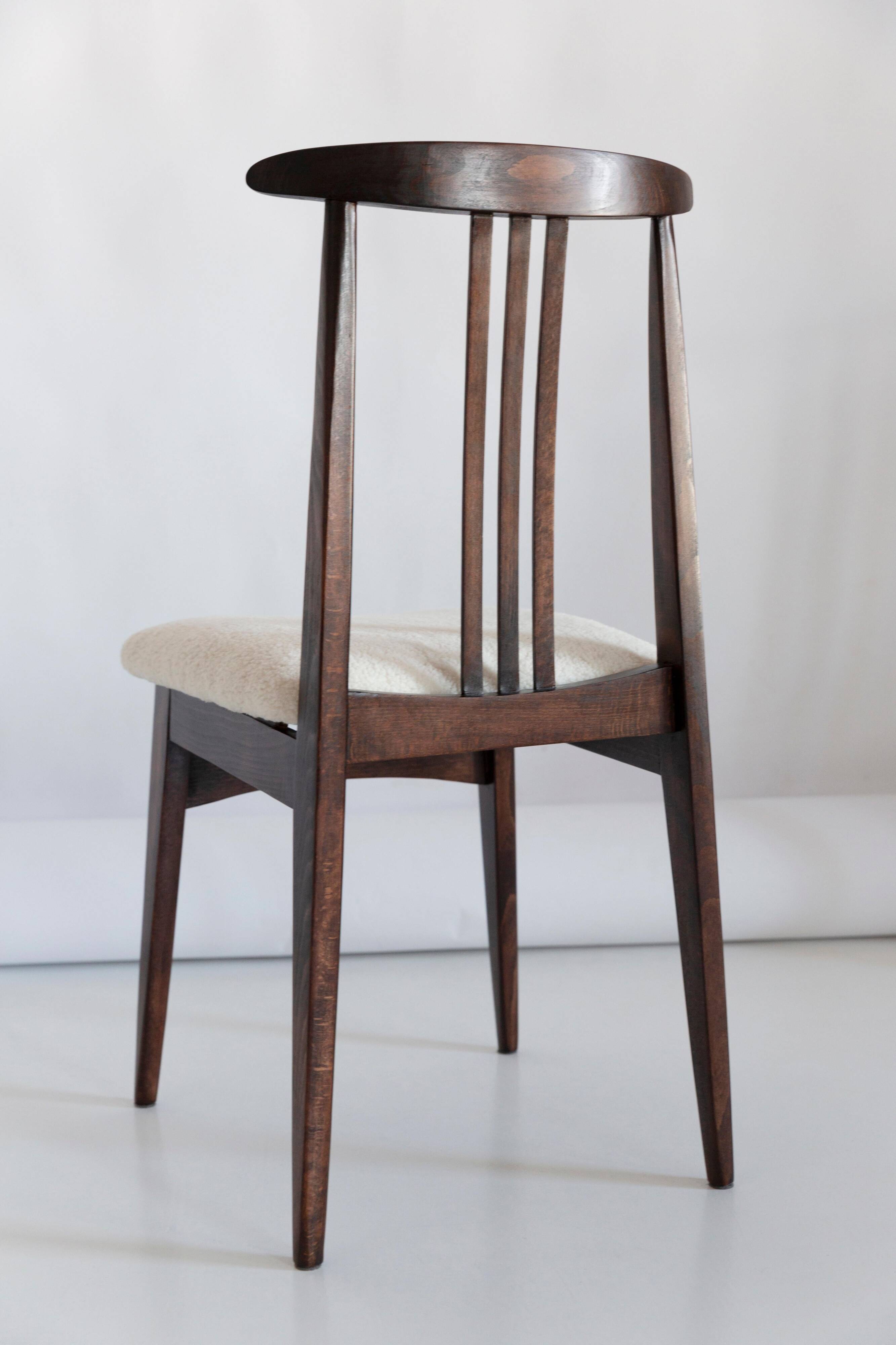 Beech chair with light boucle fabric, design by M. Zielinski, Europe, 1960s