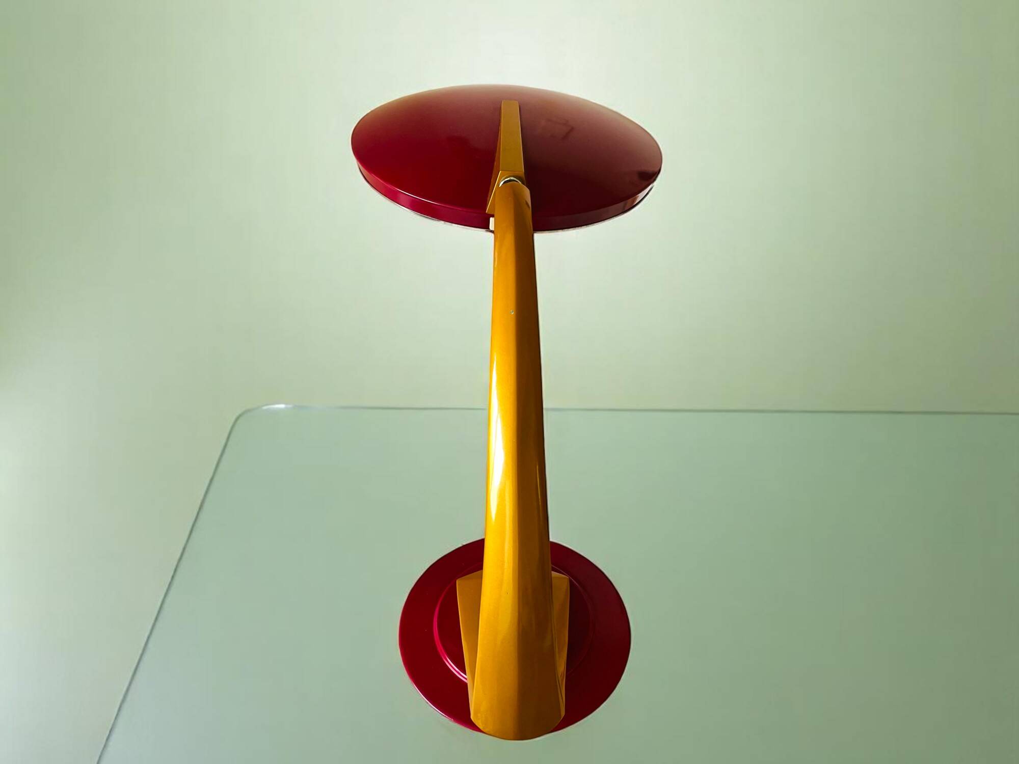 Red desk lamp Boomerang 2000 by Fase