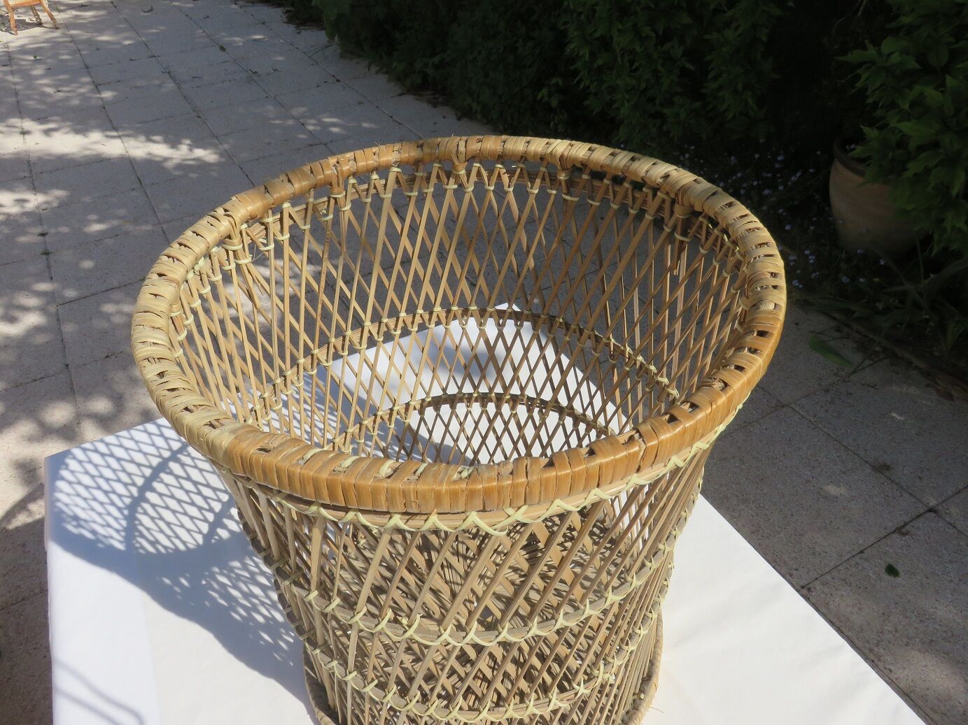 Paper basket