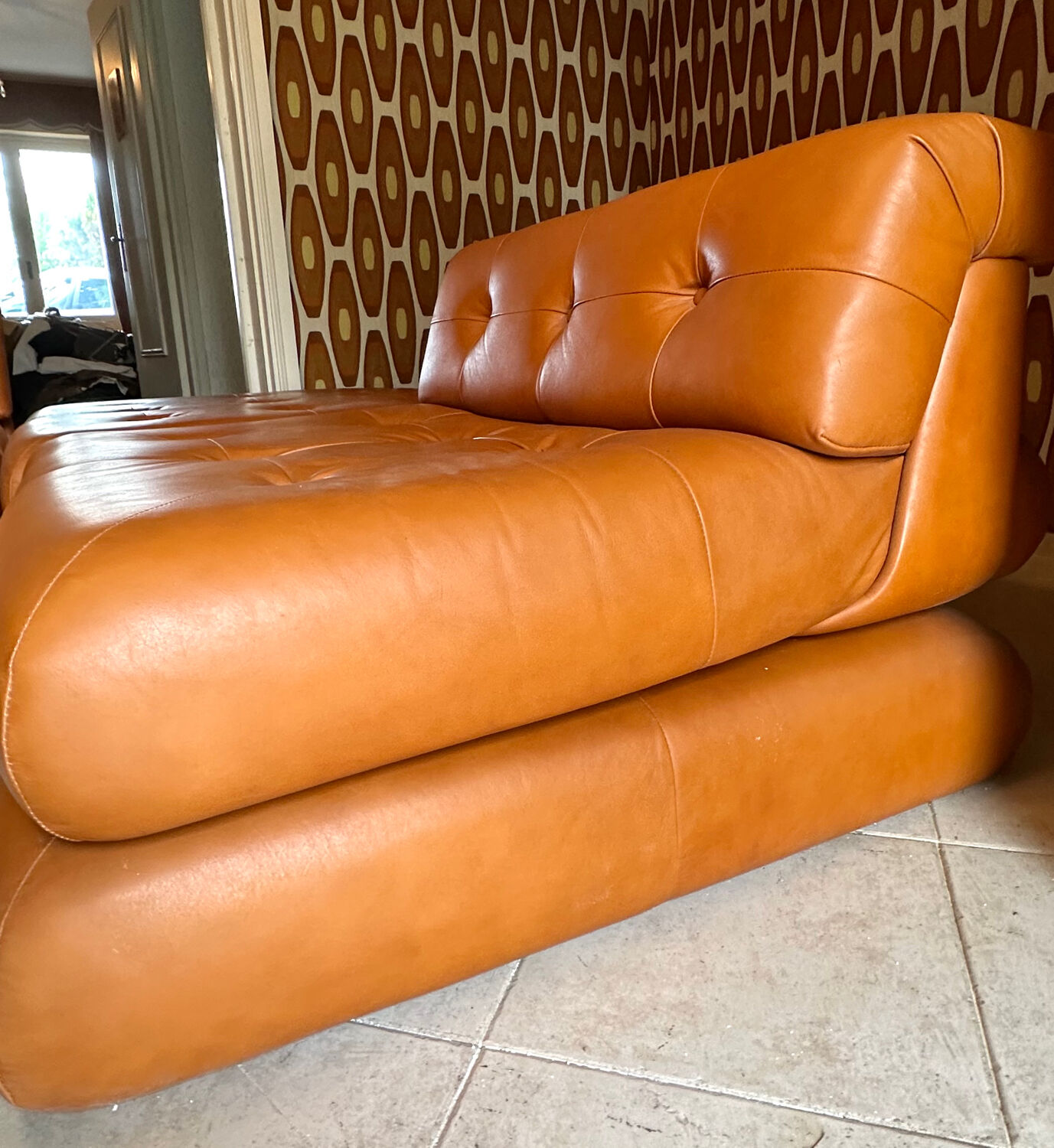 Mah Jongde Roche Bobois vintage leather lounge