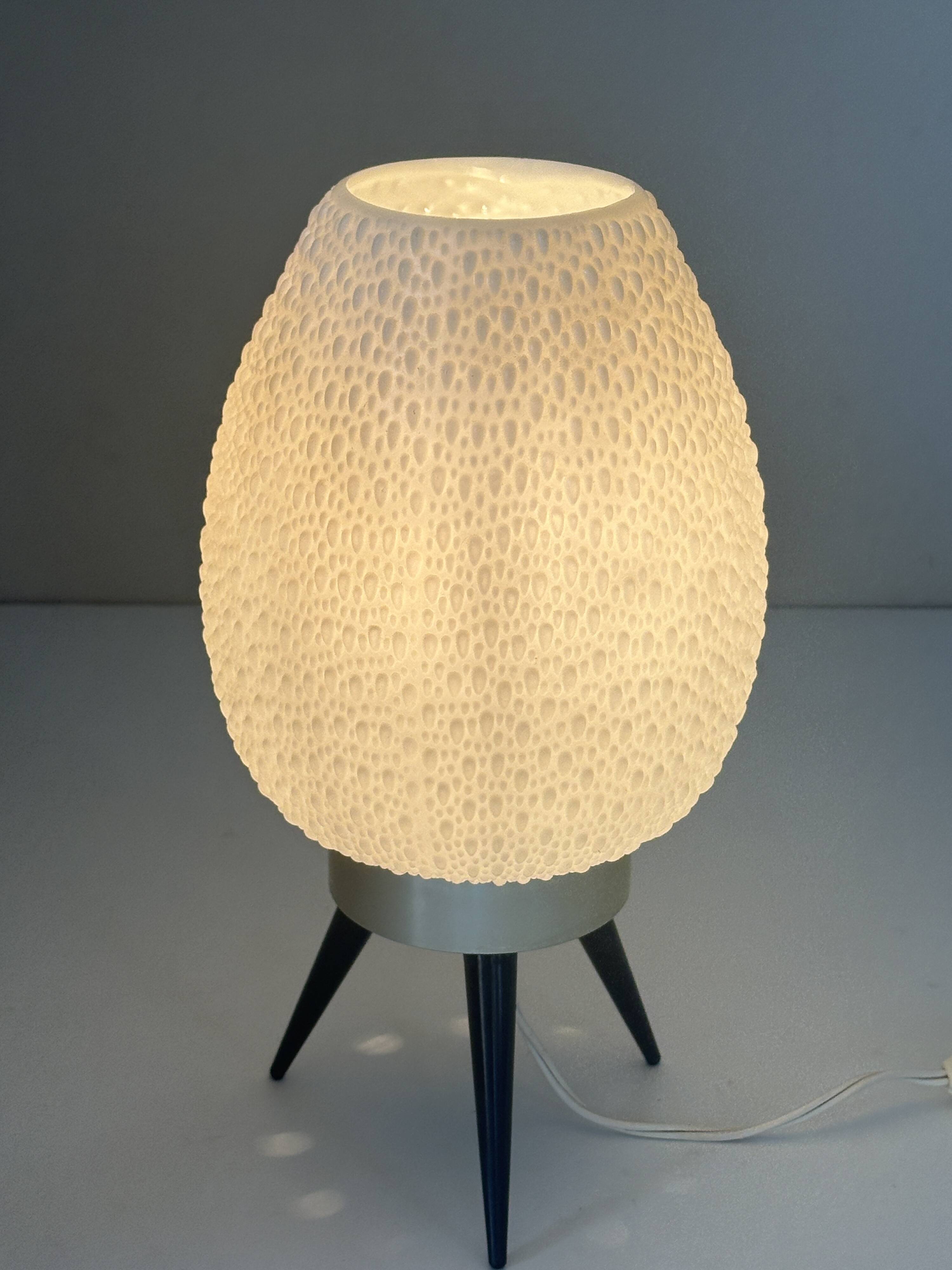 Vintage 60s design tripod lamp