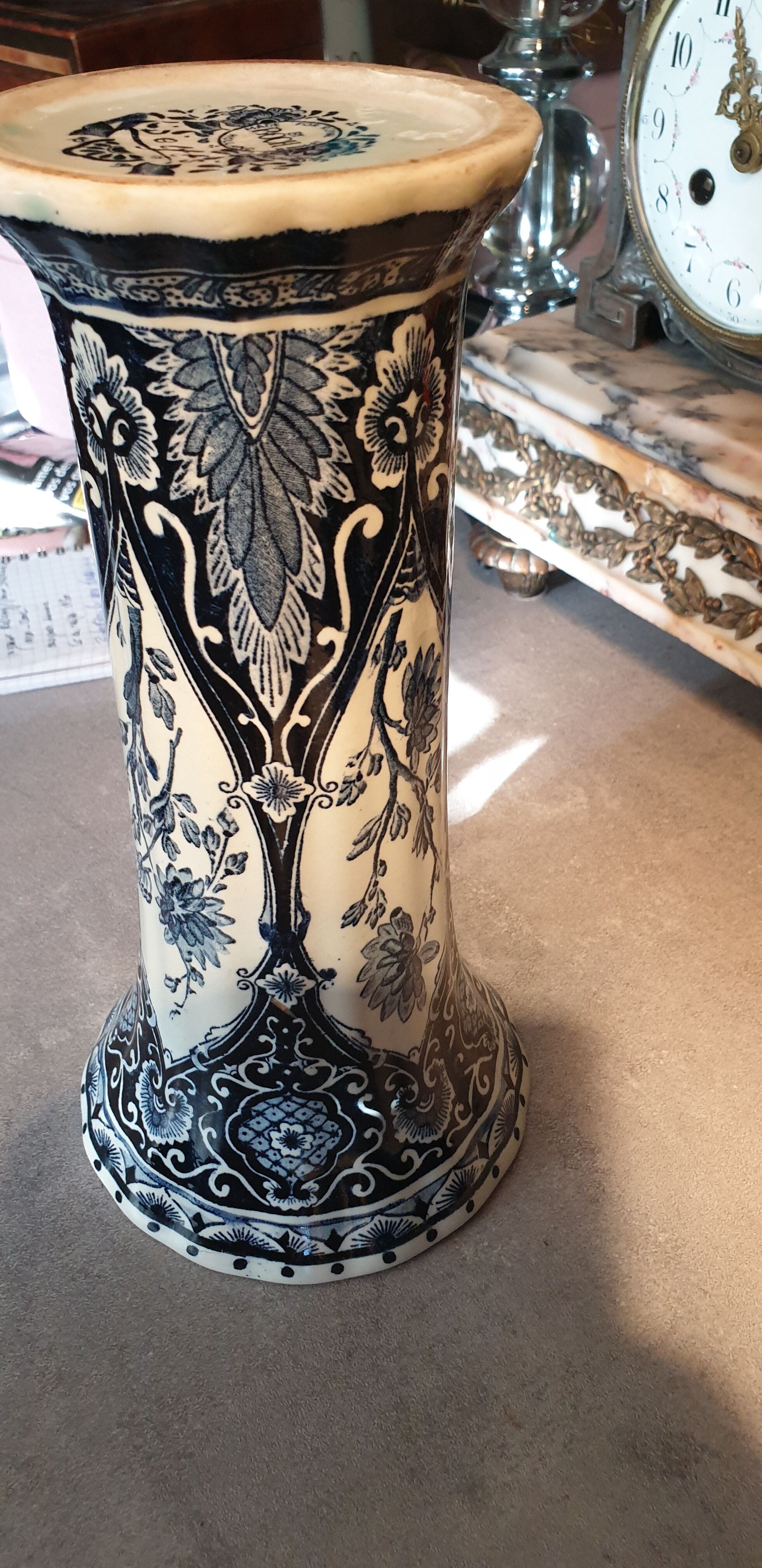 Delft earthenware vase