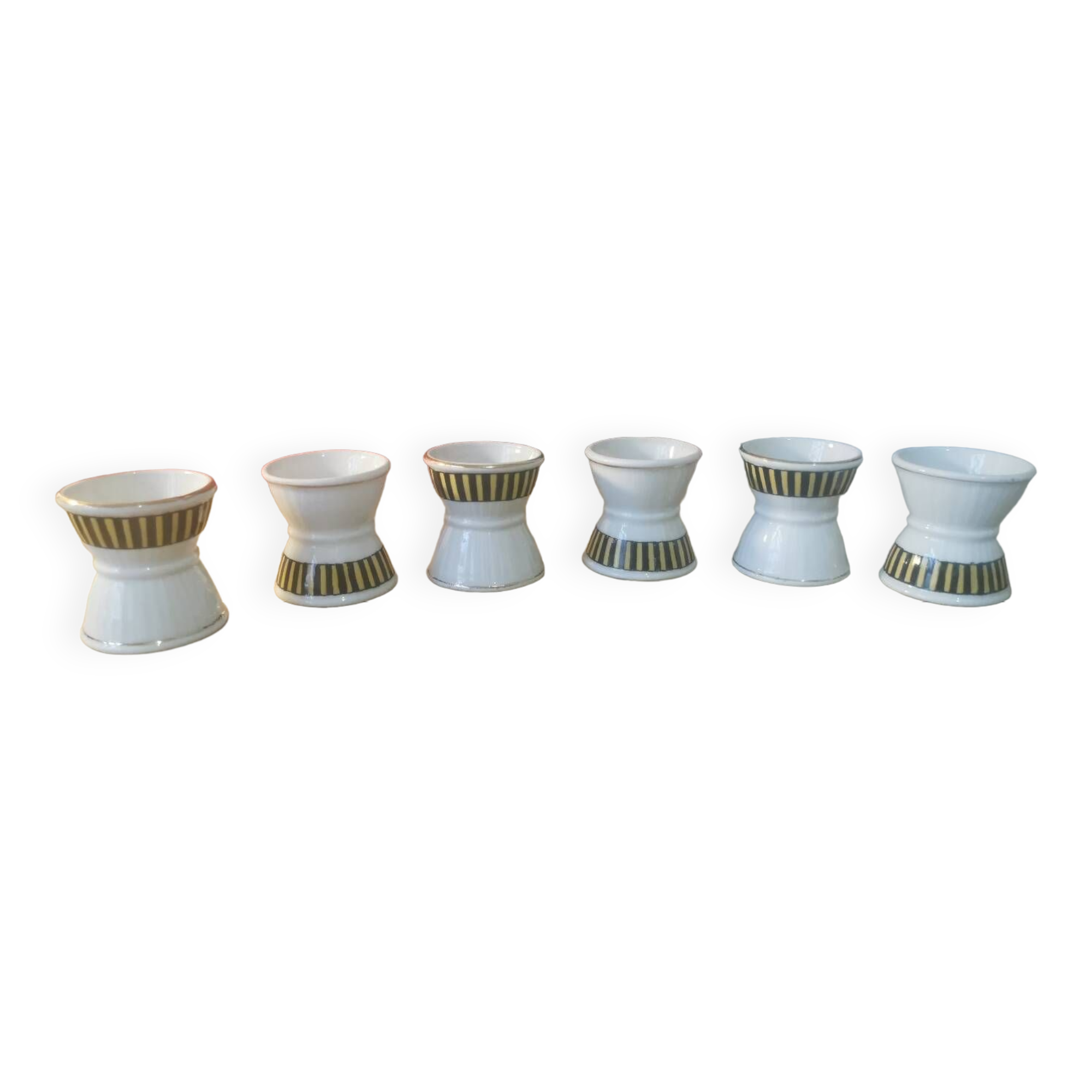 Art deco egg cup diabolo shape