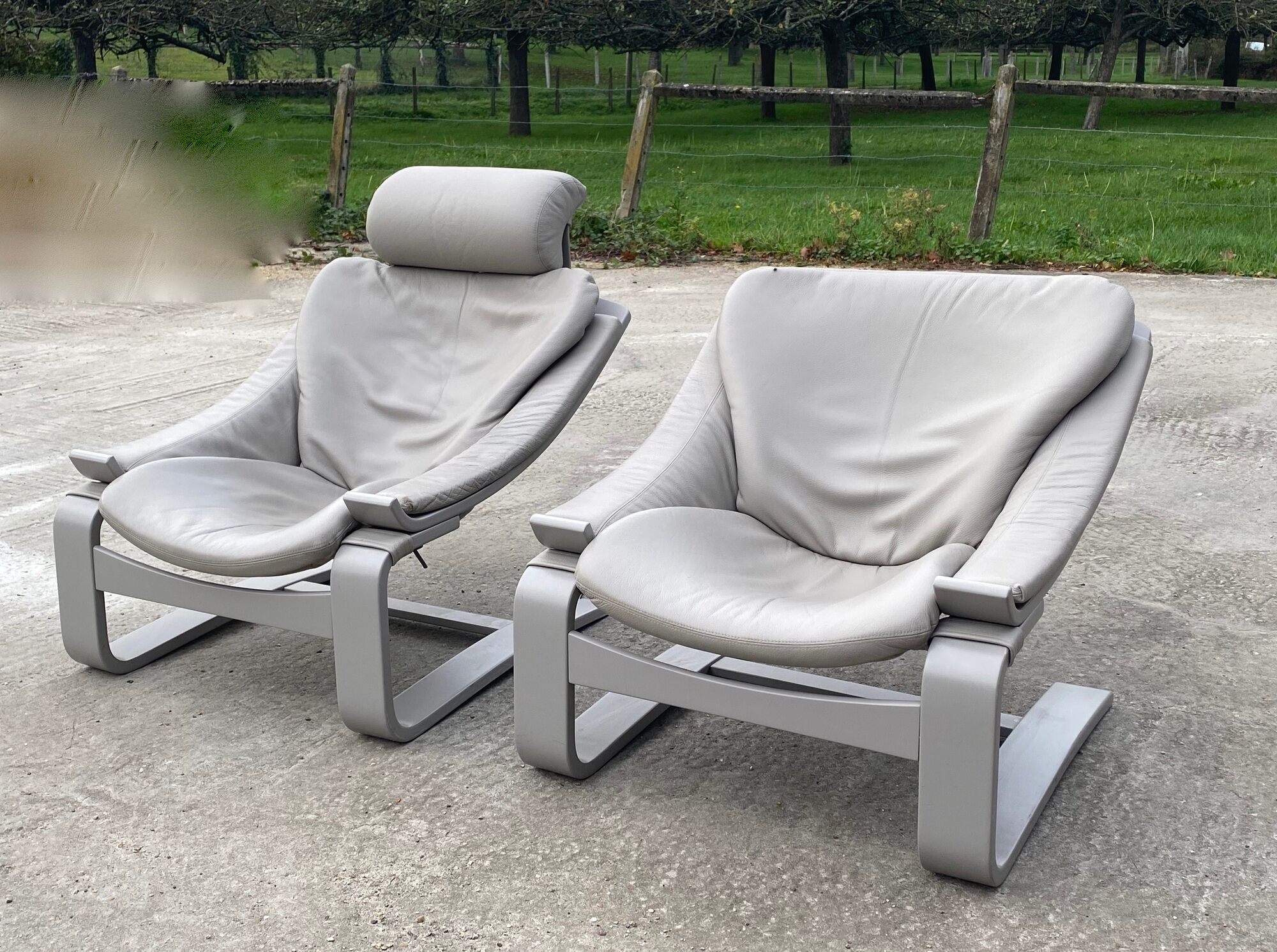 Pair of vintage grey leather armchairs by Ake Fribytter 1970