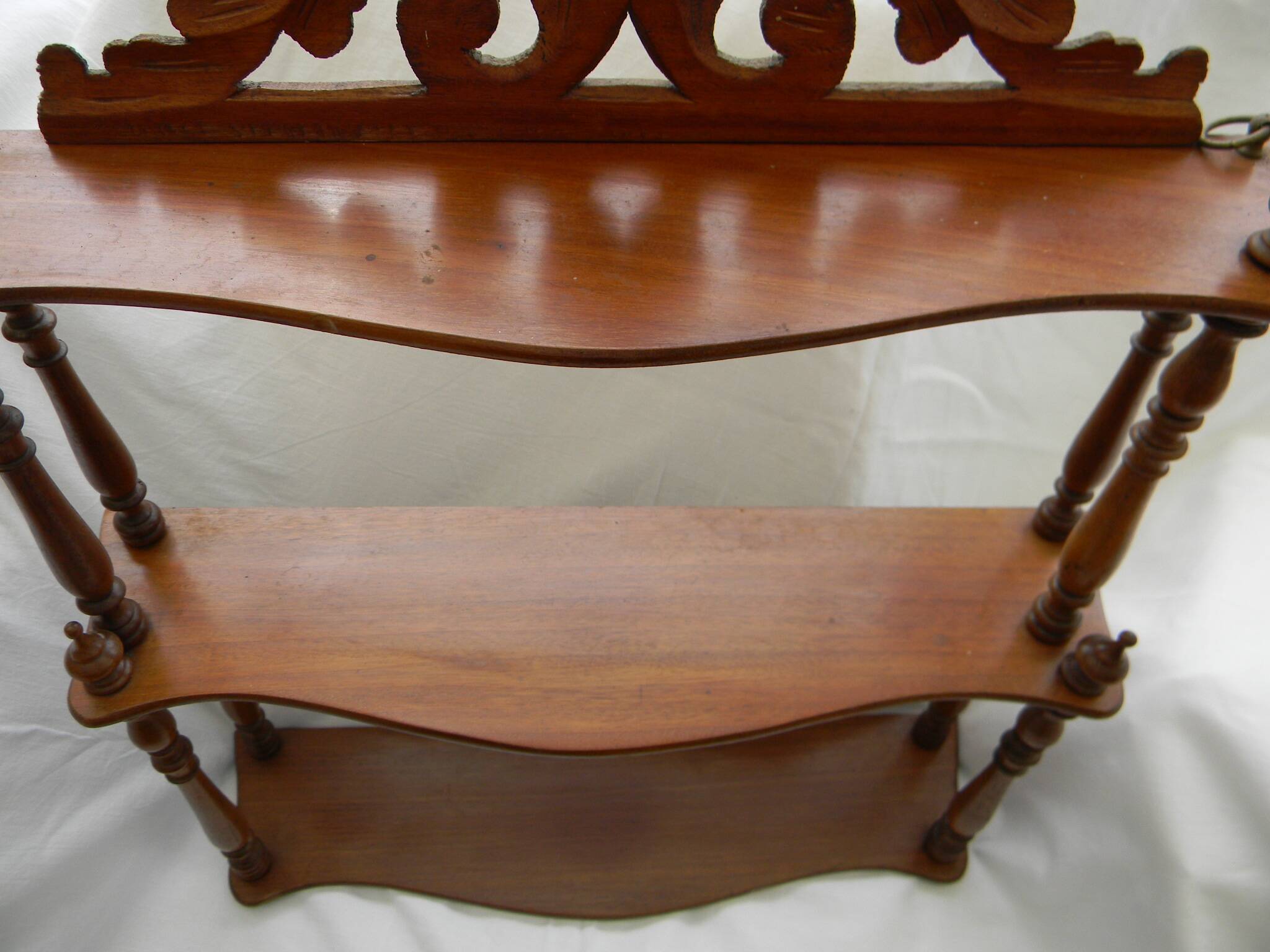 Antique mahogany shelf, 19th century.