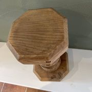 Show the decorative press.