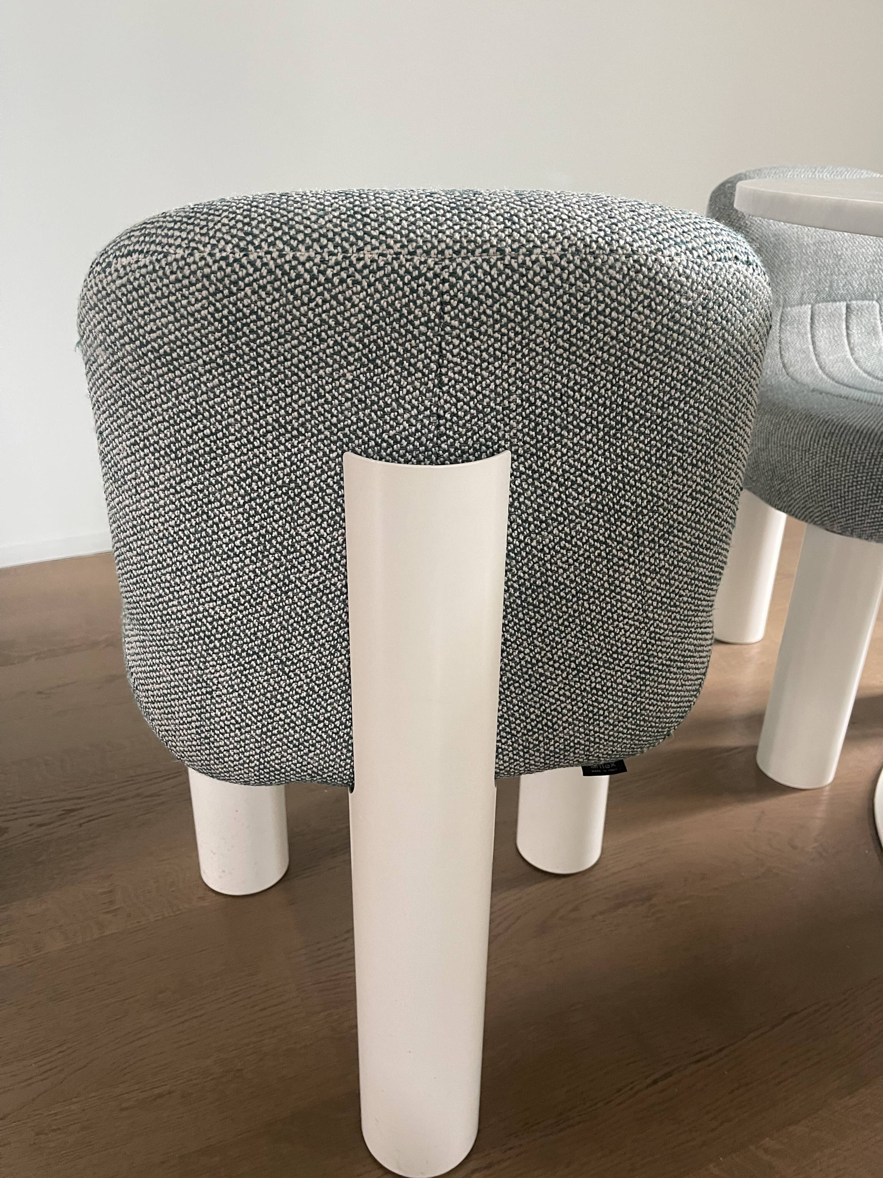 Botolo table chairs by Arflex