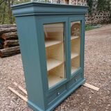 Revisited wooden display cabinet