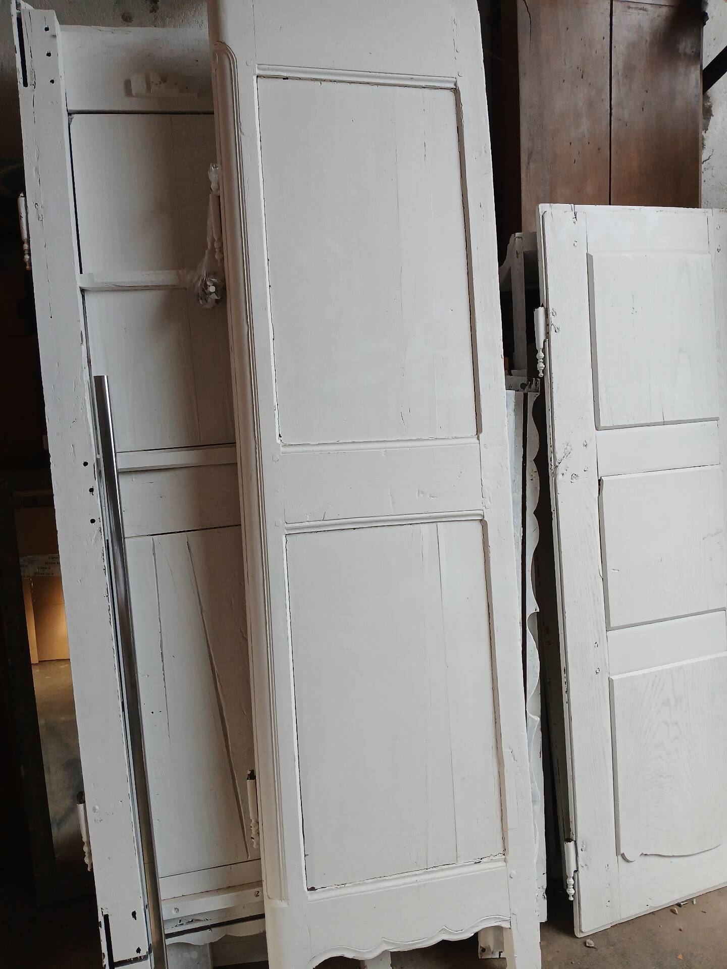 Antique oak wardrobe