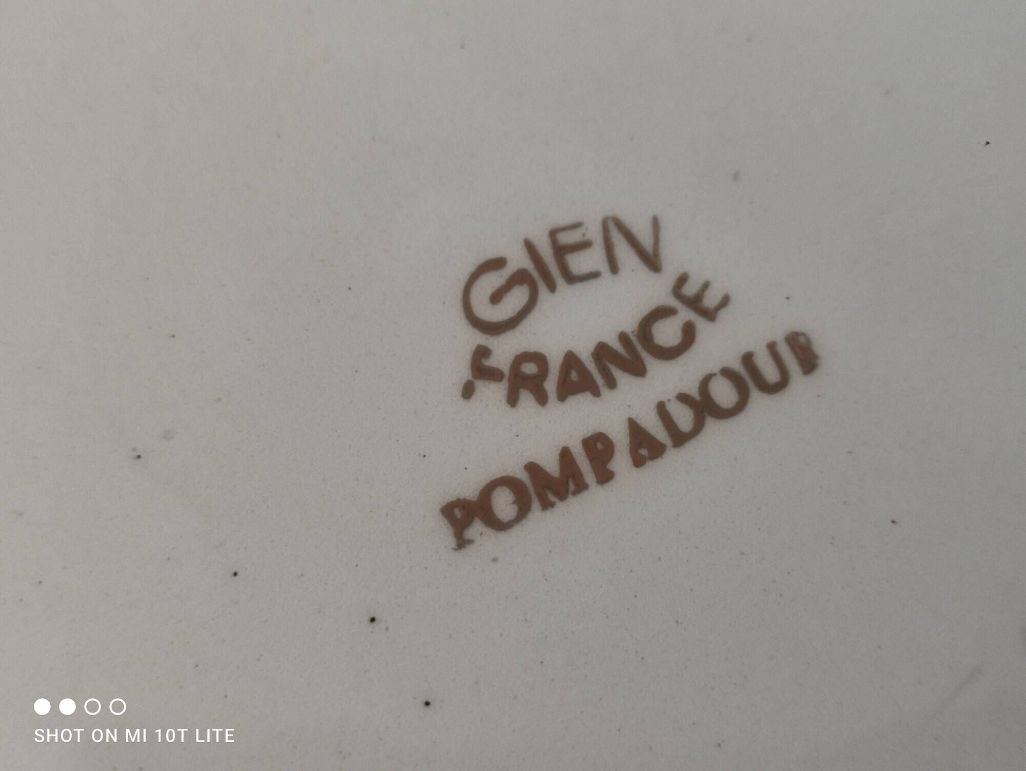 Porcelain tureen from gien france model pompadour