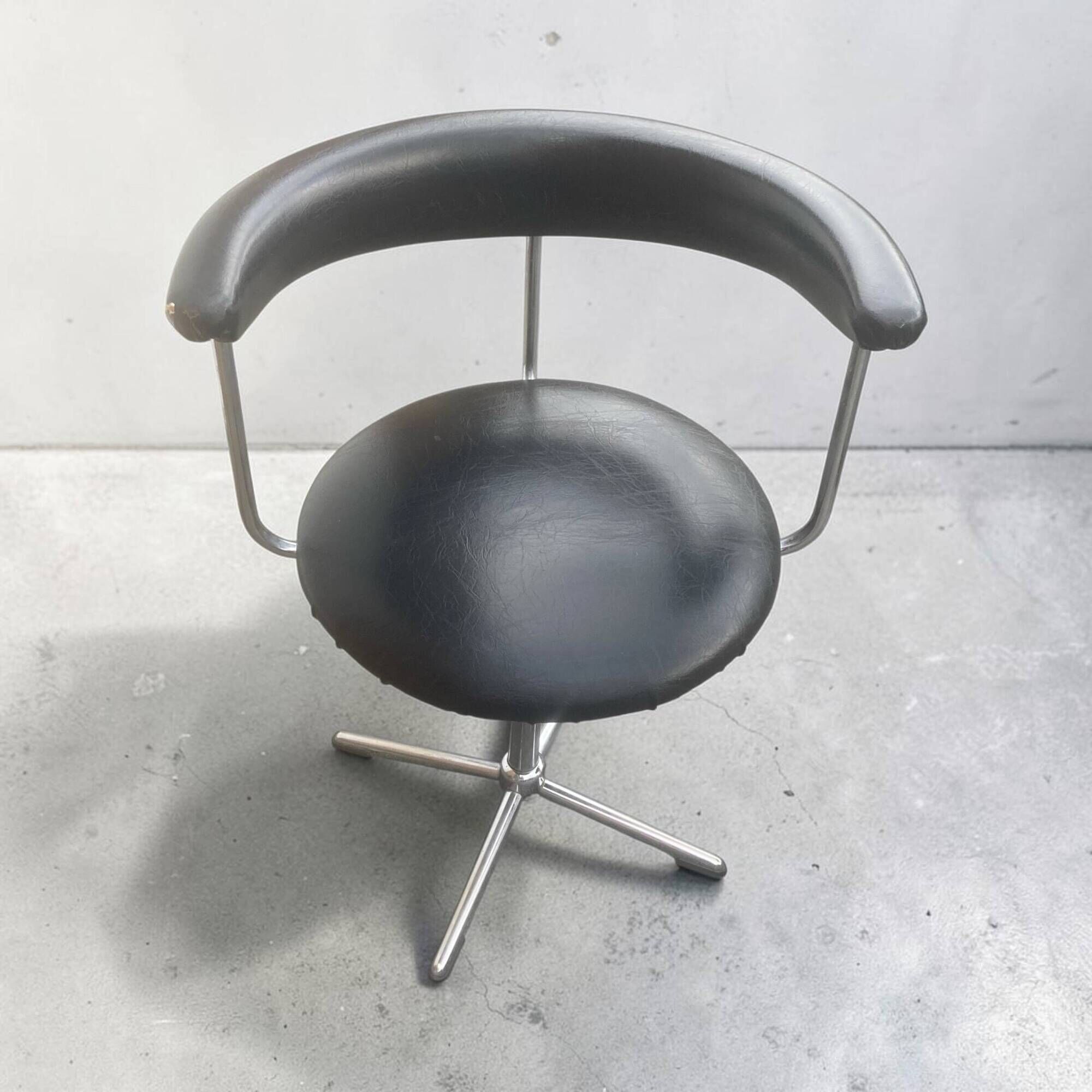 Set of 6 swivel chairs "Airport" (Model 037) by Geoffrey Harcourt