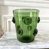 Vase à têtes de lion