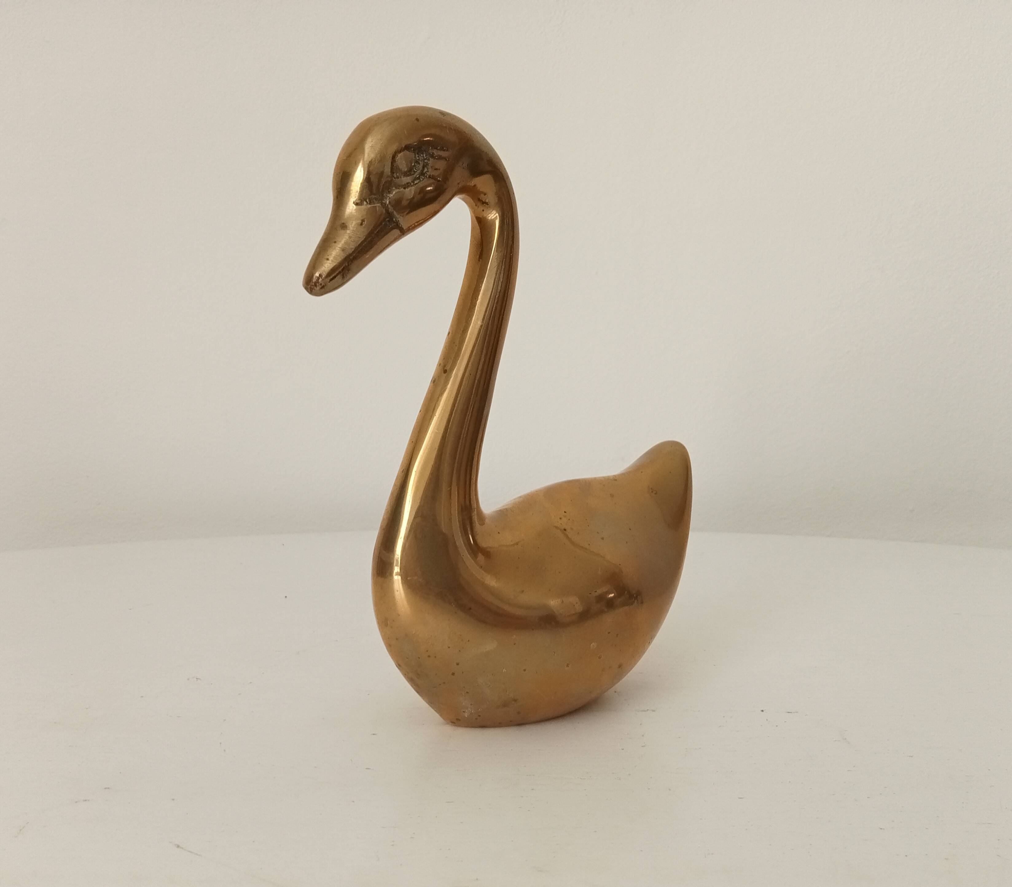 Large swan in solid gilded brass from the 50s