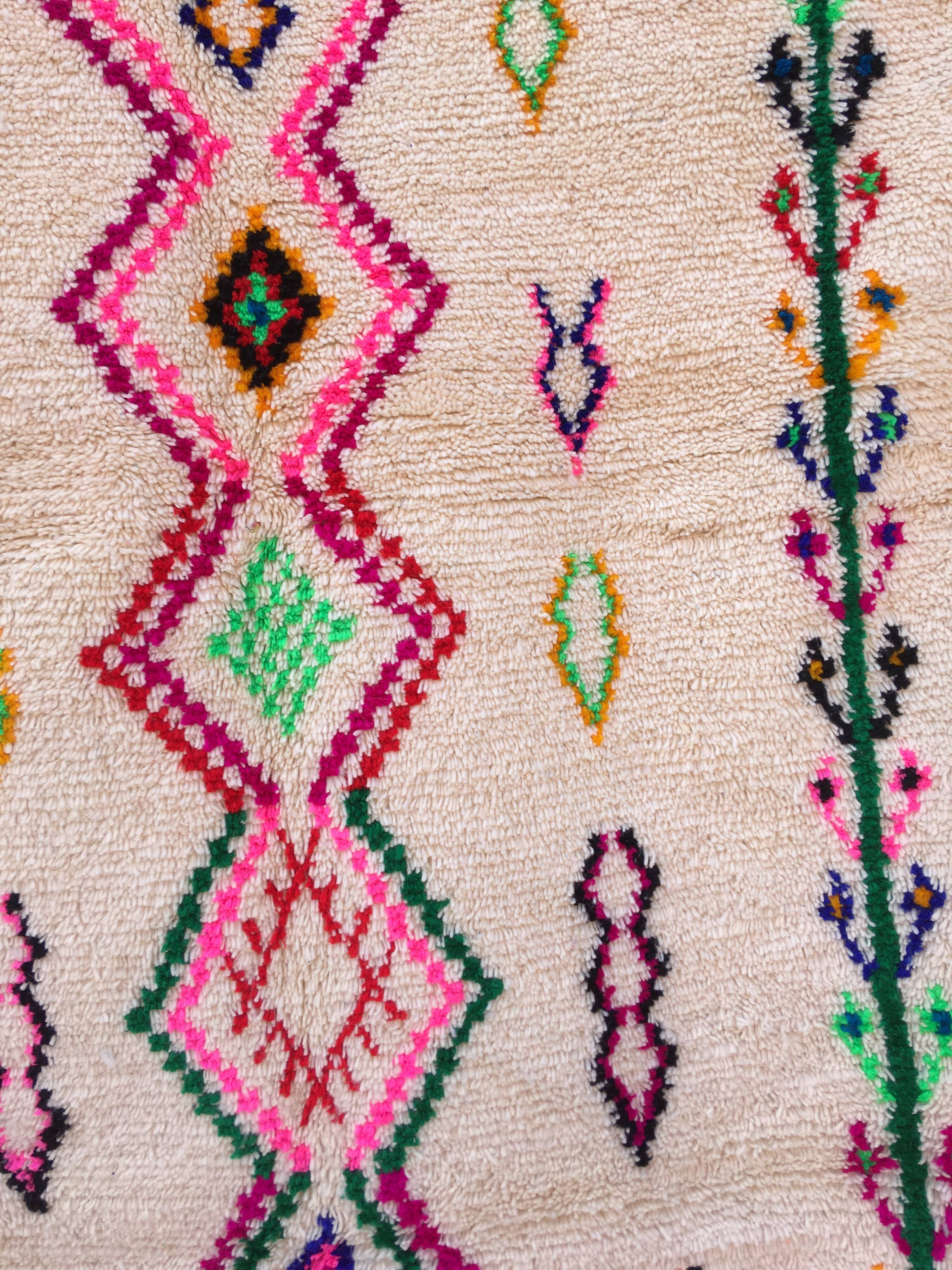 Azilal rug 296 x 194 cm