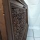 Ancien coffre en bois sculpté oriental