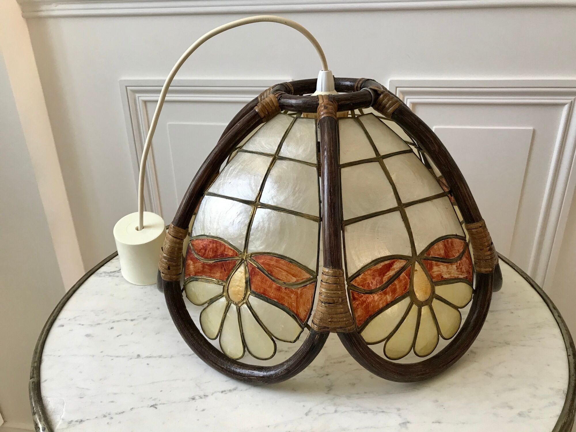 Suspension in mother-of-pearl and bamboo / rattan 70s