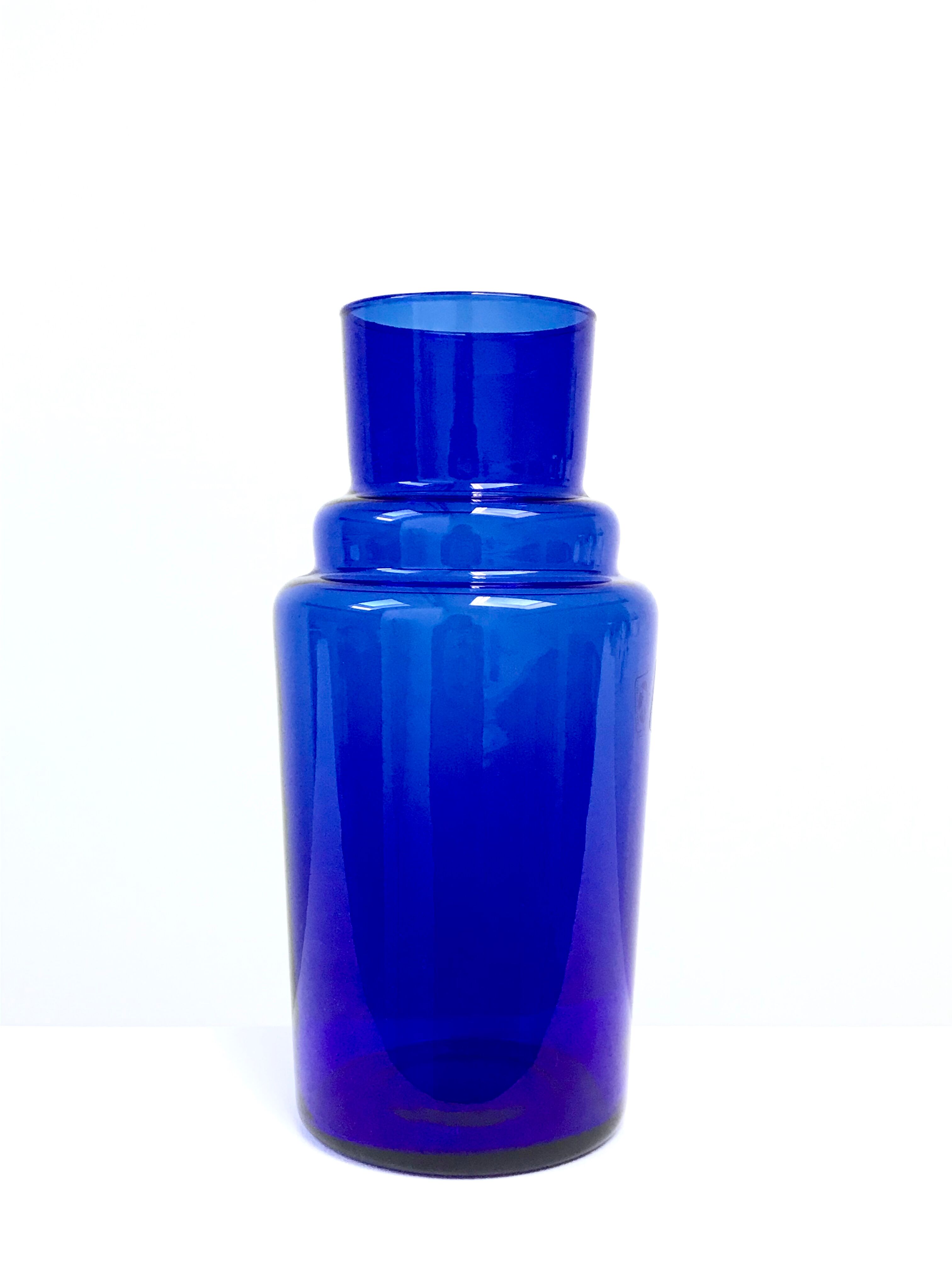 Blue vase Vetreria Etrusca, Italy