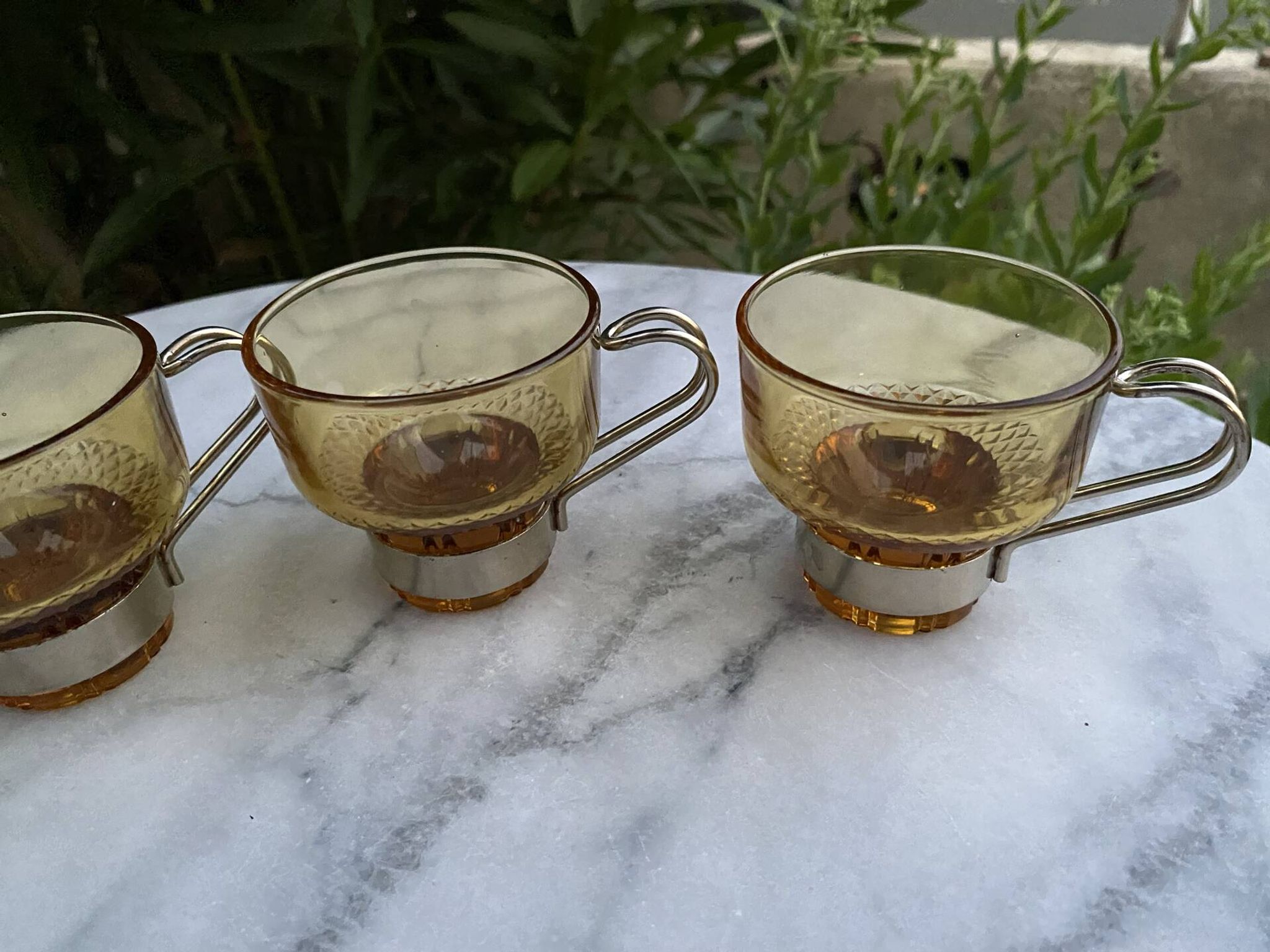 Set of 4 vintage amber glass and chrome metal cups – 1970s