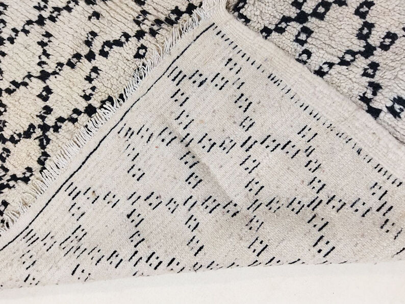 Moroccan carpet 274x130cm