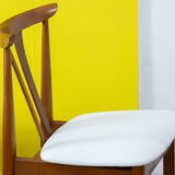 Vintage Scandinavian Chair – 47 cm