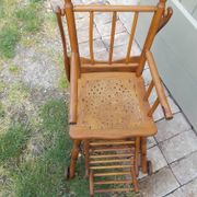 Ancienne chaise haute pour enfant Luterma