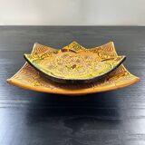 Pair of oriental decor empty pockets