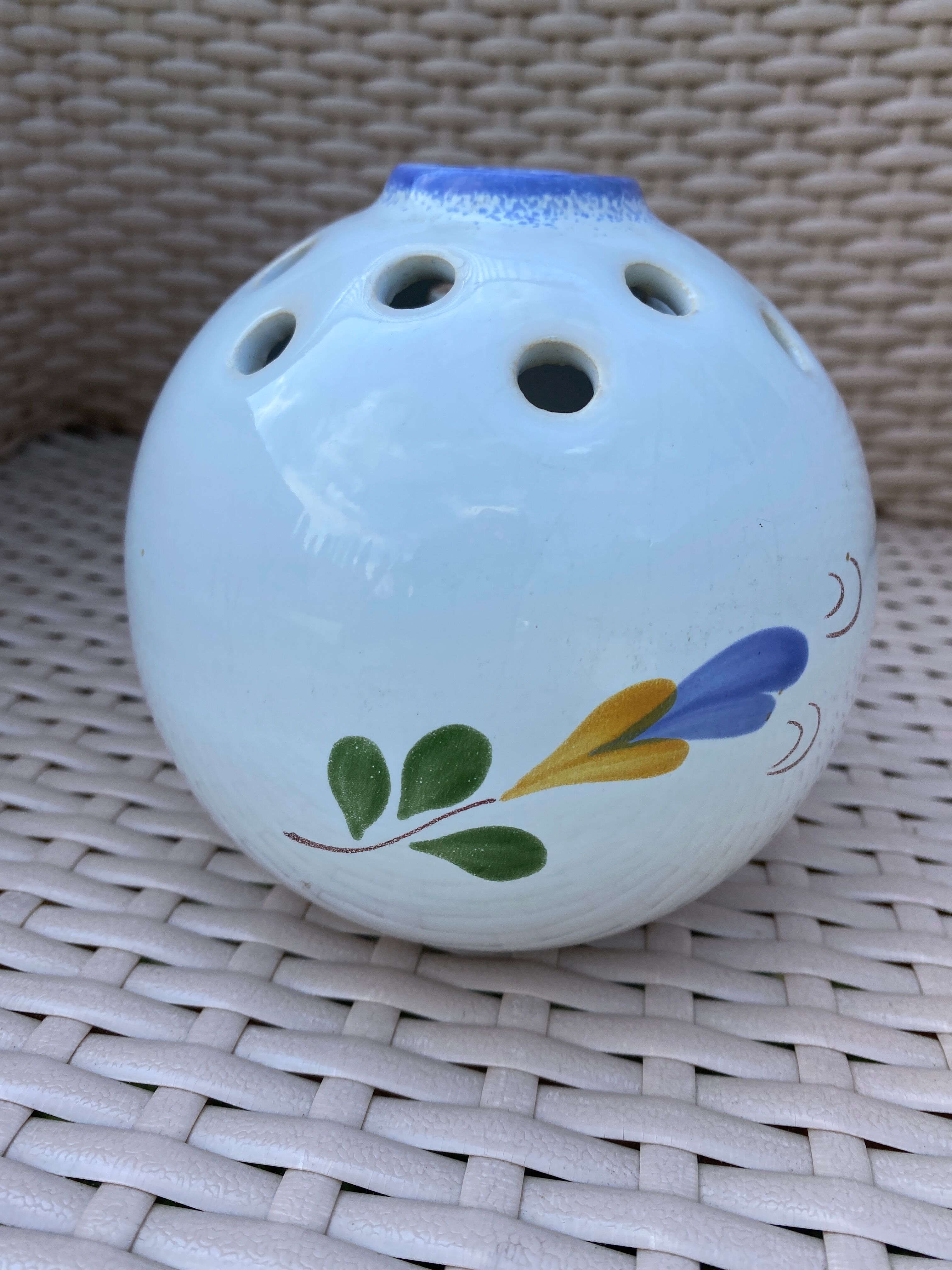 Vase boule pique fleurs pornic Laken