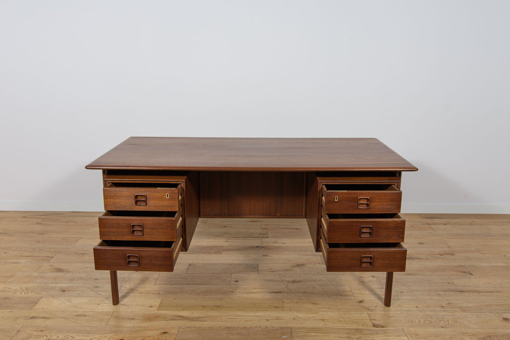 Mid-Century Teak Desk by Arne Vodder for Sibast, Denmark, 1960s