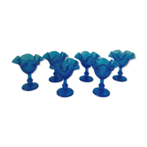 Set de 6 coupes en verre bleu moulé