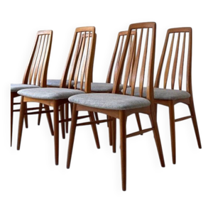 Six chaises de salle - manger danoises