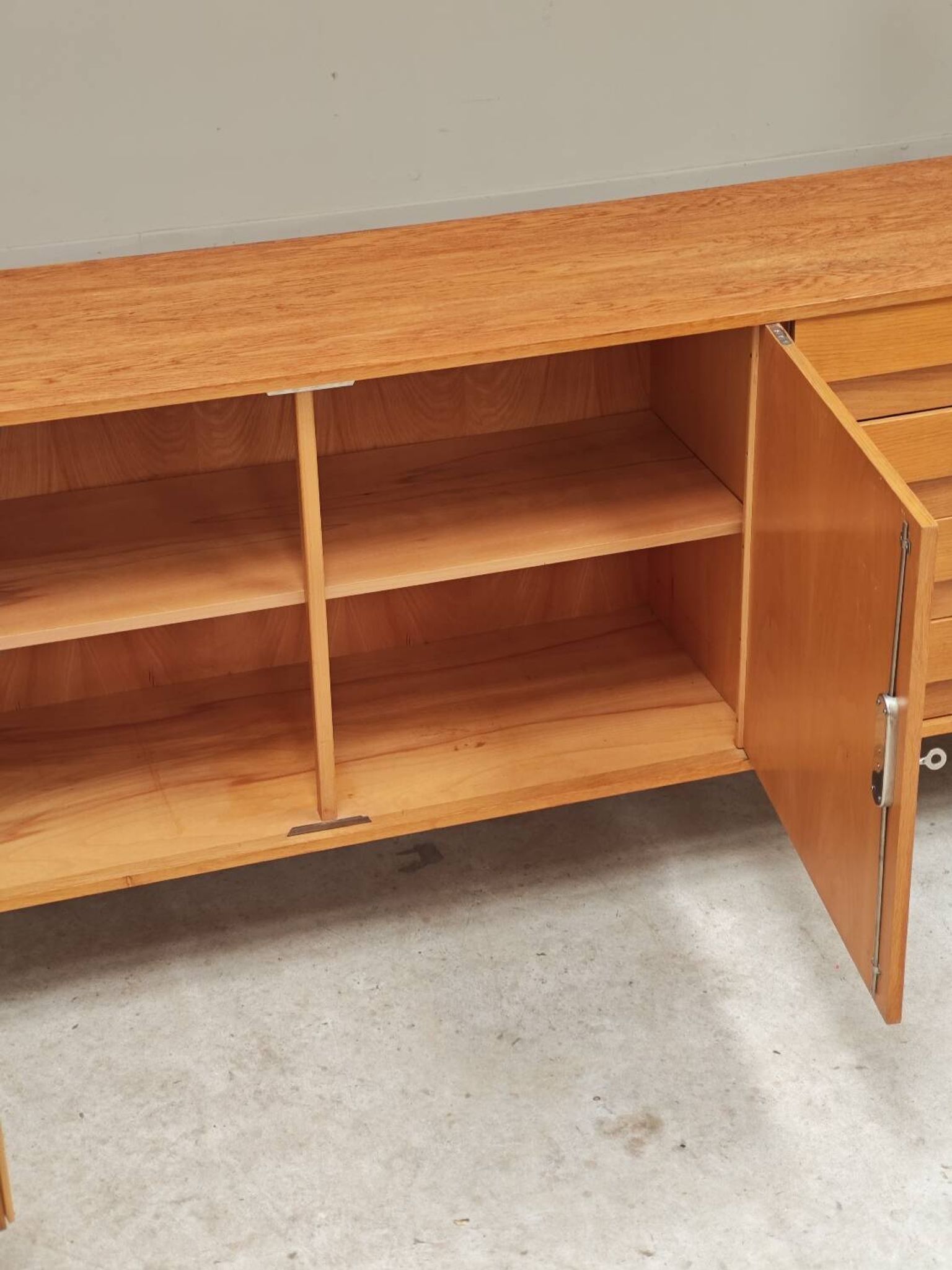 Enfilade U460 wood by Jiri Jiroutek for Intérier Praha