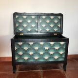 Storage box